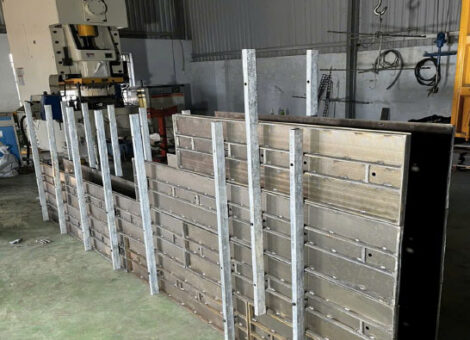 LẮP DỰNG KHUÔN ĐÚC