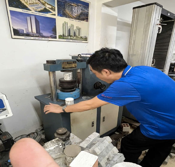 THÍ-NGHIỆM-CHO-TƯỜNG-BÊ-TÔNG-2