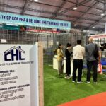 Quý Khách Hàng Tới Tham Quan Gian Hàng Bê Tông Nhẹ Toàn Khối Tại Triển Lãm Vietbuild